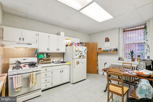 4520 SPRUCE ST, Philadelphia, PA 19139