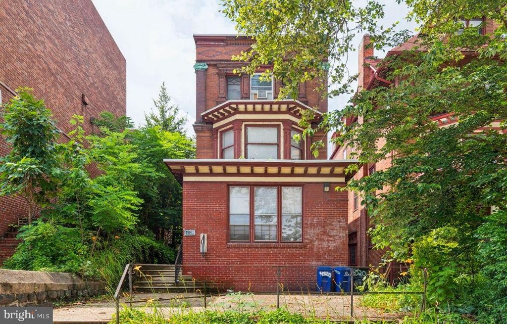 4520 SPRUCE ST, Philadelphia, PA 19139