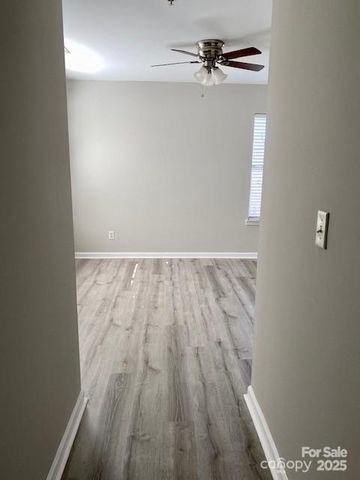 9709 Campus Walk Lane, Charlotte, NC 28262