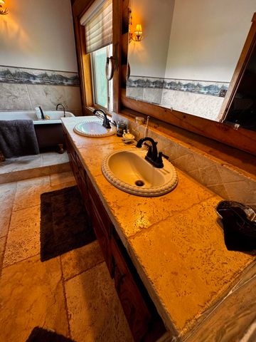 30723 Hamilton Drive, Exeter, CA 93221