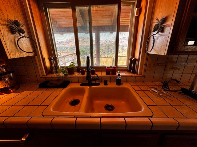 30723 Hamilton Drive, Exeter, CA 93221