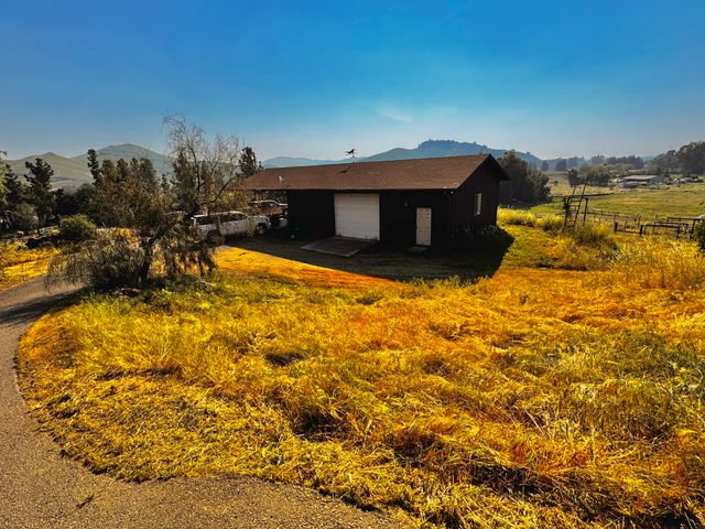 30723 Hamilton Drive, Exeter, CA 93221