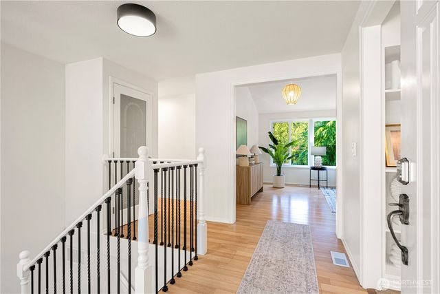 4630 152nd Place SE, Bellevue, WA 98006