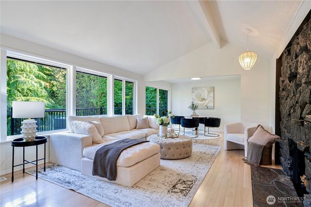 4630 152nd Place SE, Bellevue, WA 98006