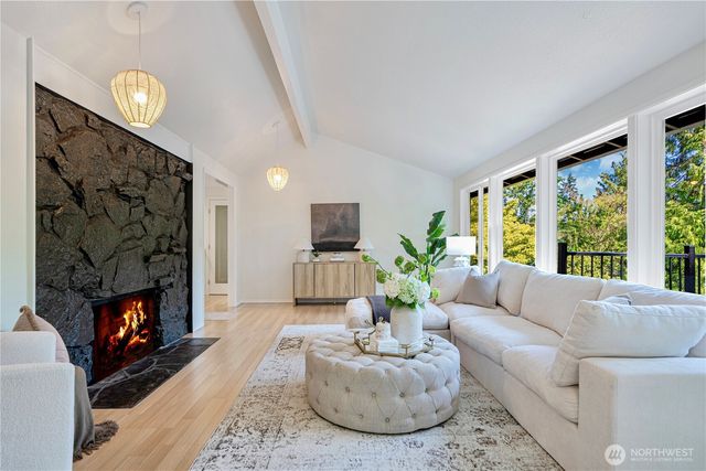 4630 152nd Place SE, Bellevue, WA 98006