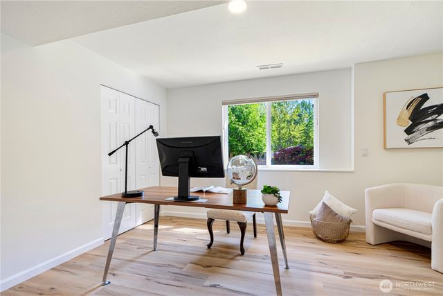 4630 152nd Place SE, Bellevue, WA 98006