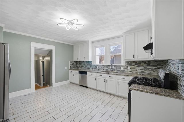 2908 Tait Ter, Norfolk, VA 23509