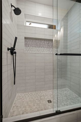 8 Swarthmoor Lane, Bella Vista, AR 72714