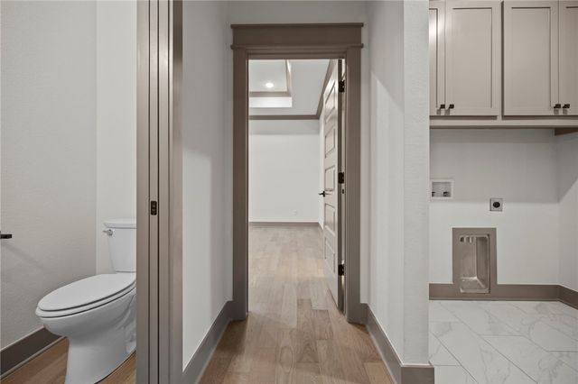 8 Swarthmoor Lane, Bella Vista, AR 72714