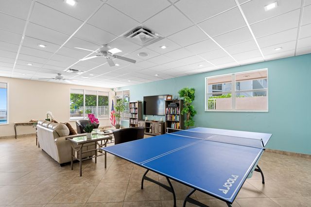 1050 Hillsboro Mile 403w, Hillsboro Beach, FL 33062