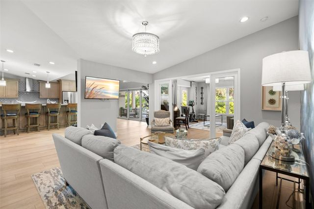 8 AMBLESIDE DRIVE, Belleair, FL 33756