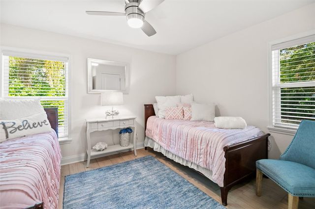 8 AMBLESIDE DRIVE, Belleair, FL 33756