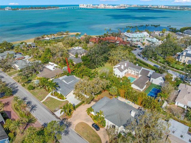 8 AMBLESIDE DRIVE, Belleair, FL 33756