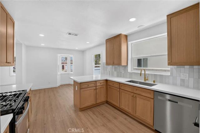 2741 Gale Avenue, Long Beach, CA 90810