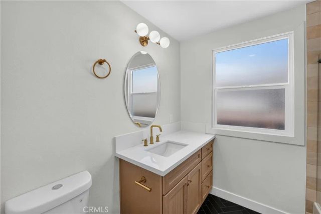 2741 Gale Avenue, Long Beach, CA 90810