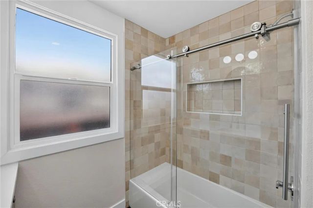 2741 Gale Avenue, Long Beach, CA 90810