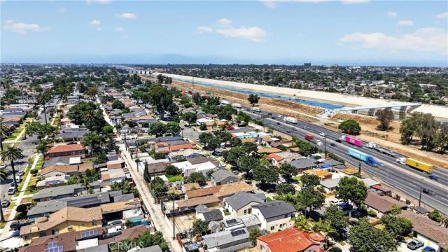 2741 Gale Avenue, Long Beach, CA 90810