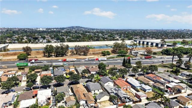 2741 Gale Avenue, Long Beach, CA 90810