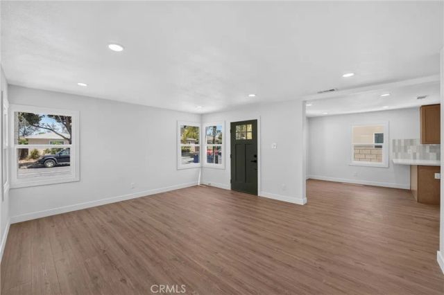 2741 Gale Avenue, Long Beach, CA 90810
