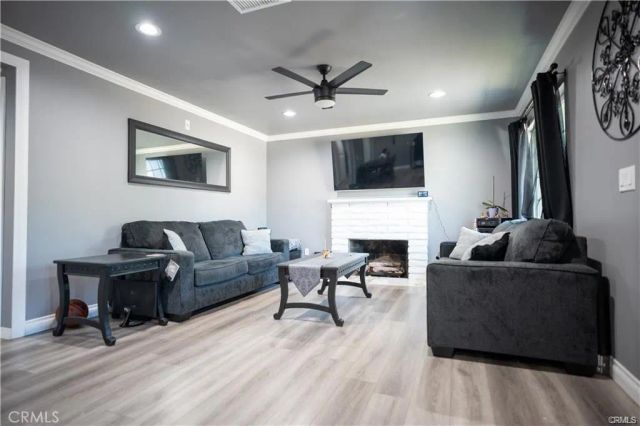 13092 Maclay, Sylmar, CA 91342