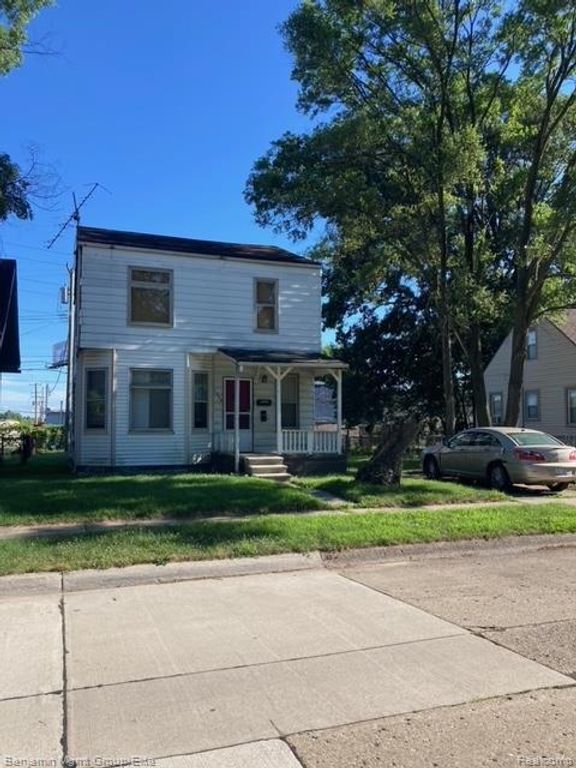 11358 E Rivard Avenue, Warren, MI 48089