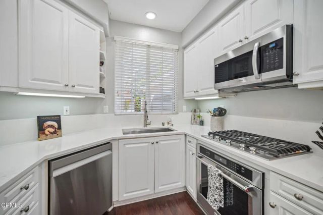 231 Calle Orovista, Camarillo, CA 93012