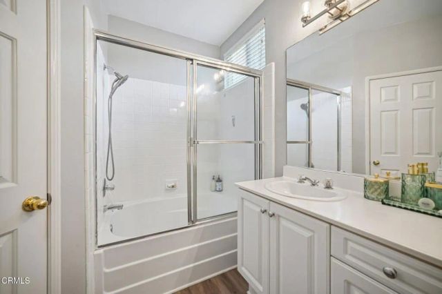 231 Calle Orovista, Camarillo, CA 93012