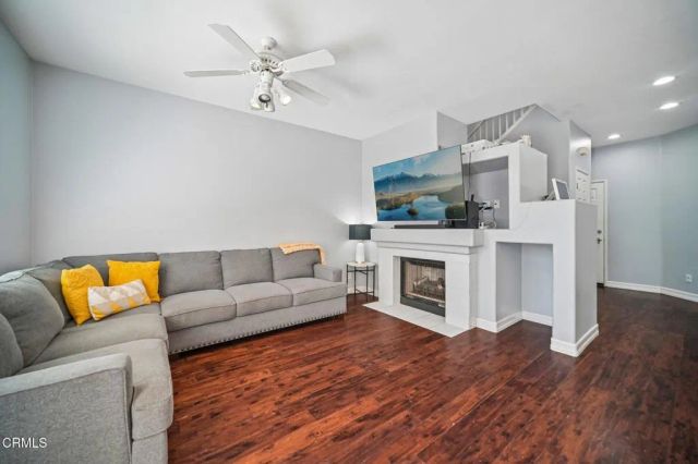 231 Calle Orovista, Camarillo, CA 93012