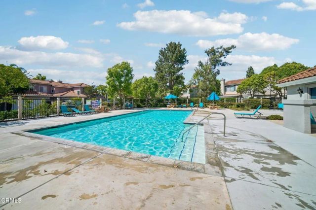 231 Calle Orovista, Camarillo, CA 93012