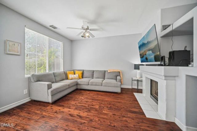 231 Calle Orovista, Camarillo, CA 93012