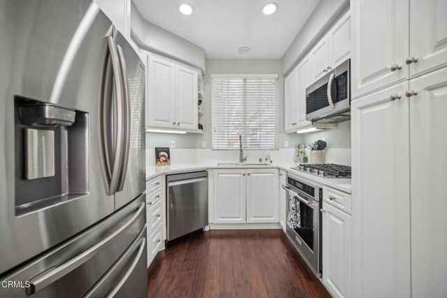 231 Calle Orovista, Camarillo, CA 93012