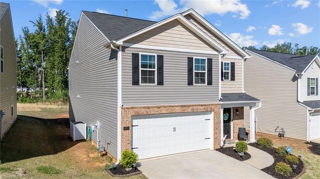 4574 Heatherly Road, Winston-salem, NC 27105