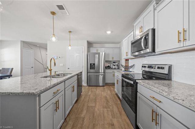 4574 Heatherly Road, Winston-salem, NC 27105