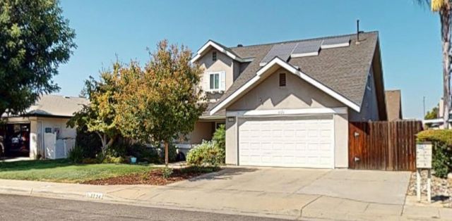 3724 Eddy Avenue, Clovis, CA 93612