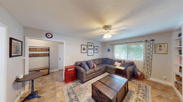 3724 Eddy Avenue, Clovis, CA 93612