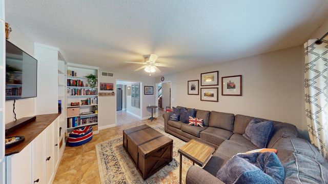 3724 Eddy Avenue, Clovis, CA 93612