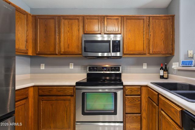 11173 W MANZANITA Drive, Peoria, AZ 85345