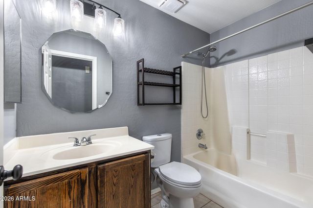 11173 W MANZANITA Drive, Peoria, AZ 85345