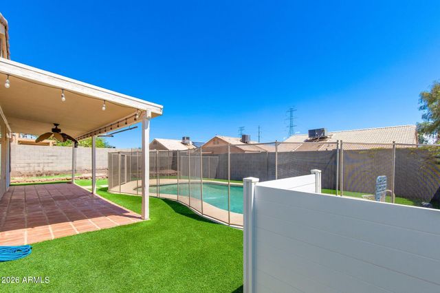11173 W MANZANITA Drive, Peoria, AZ 85345