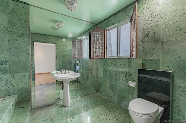 2841 Nipoma St, San Diego, CA 92106