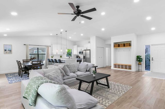 13781 Barberry Drive, Wellington, FL 33414