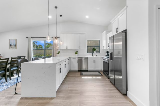 13781 Barberry Drive, Wellington, FL 33414