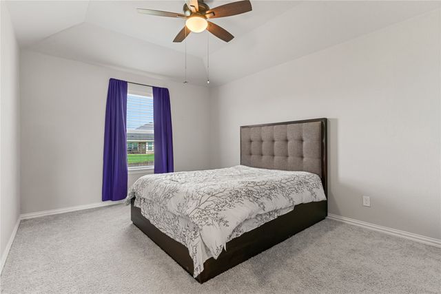 832 Feather Edge Drive, Springtown, TX 76082