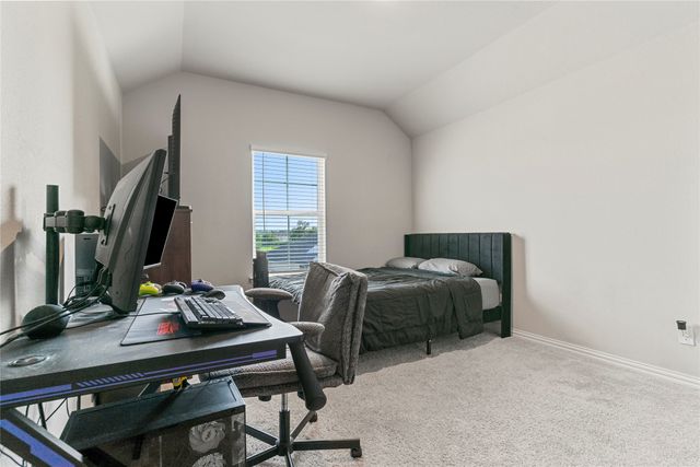 832 Feather Edge Drive, Springtown, TX 76082