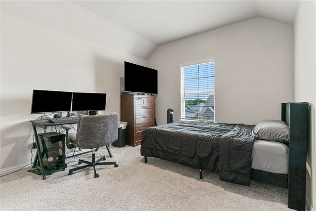 832 Feather Edge Drive, Springtown, TX 76082