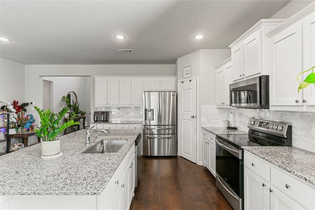 832 Feather Edge Drive, Springtown, TX 76082