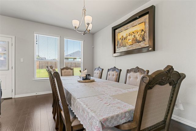 832 Feather Edge Drive, Springtown, TX 76082