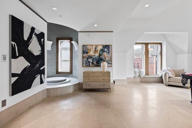 314 Commonwealth Ave 4, Boston, MA 02115