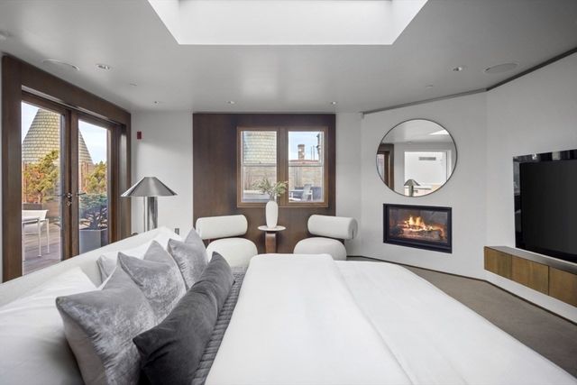 314 Commonwealth Ave 4, Boston, MA 02115