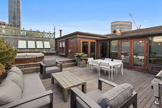 314 Commonwealth Ave 4, Boston, MA 02115